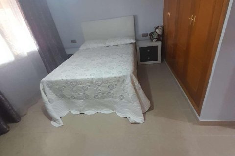 Willa w Punta Prima, Alicante, Hiszpania 4 sypialnie, 150 mkw. nr 152189 – zdjęcie 19