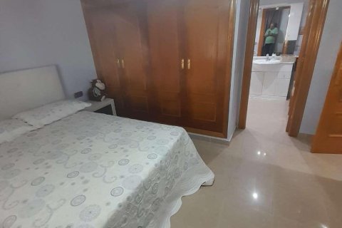 Willa w Punta Prima, Alicante, Hiszpania 4 sypialnie, 150 mkw. nr 152189 – zdjęcie 3