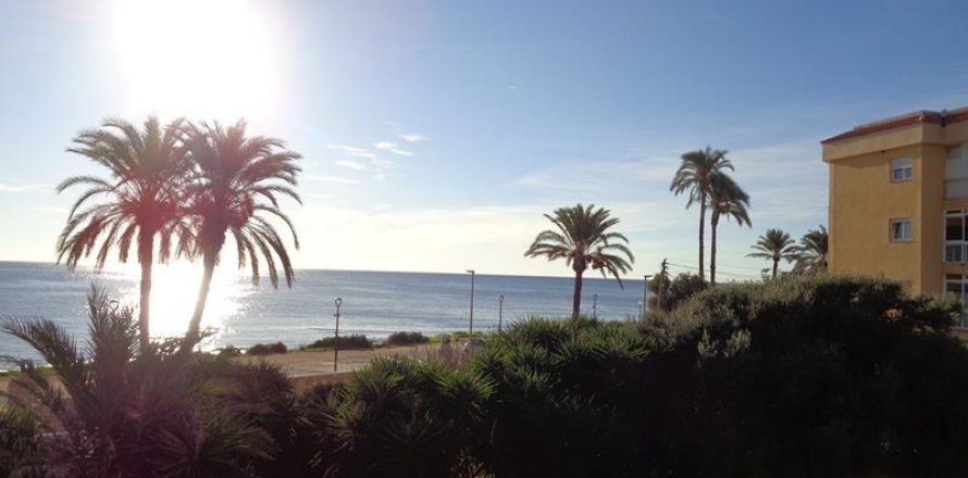 Willa w Punta Prima, Alicante, Hiszpania 4 sypialnie, 150 mkw. nr 152189