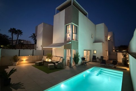 Villa i Santiago de la Ribera, Murcia, Spanien 3 sovrum, 121 kvm. Nr. 152194