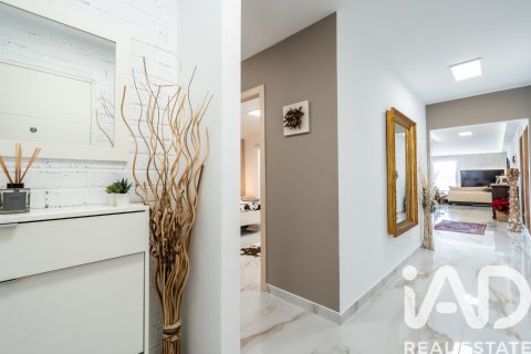 Apartamento en venta en San Miguel de Abona, Tenerife, España 3 dormitorios, 142.37 m2 No. 152584 - foto 5