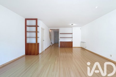 Radhus till salu i Sitges, Barcelona, Spanien 4 sovrum, 138 kvm. Nr. 152586 - foto 24