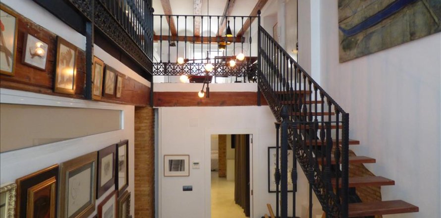 Duplex a Valencia, Spagna 3 camere da letto, 180 mq. N° 146818