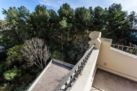 Villa à vendre Barcelona, Espagne, 11 chambres, 800 m2 No. 133397 - photo 13