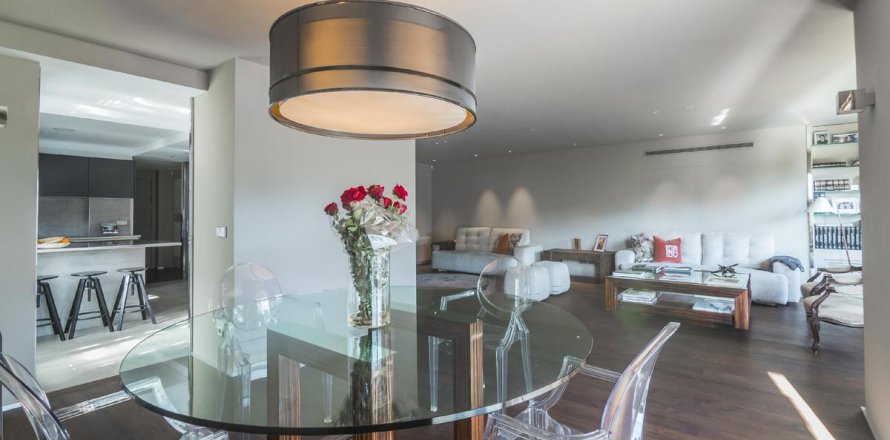 Apartment Barcelona, Espagne 5 chambres, 273 m2 No. 133399