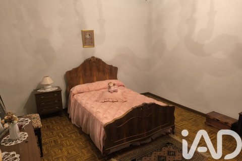 Huvila myytävänä Nava del Rey, Valladolid, Espanja, 6 makuuhuonetta, 354 m2 No. 184846 - kuva 9
