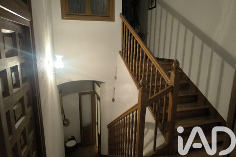 Huvila myytävänä Nava del Rey, Valladolid, Espanja, 6 makuuhuonetta, 354 m2 No. 184846 - kuva 20