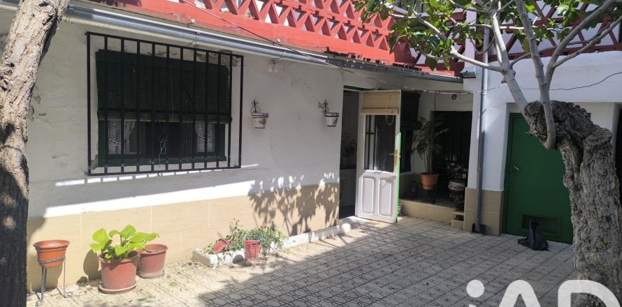 Huvila Nava del Rey, Valladolid, Espanja 6 makuuhuonetta, 354 m2 No. 184846
