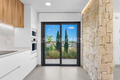 Villa for sale in Pilar de la Horadada, Alicante, Spain 3 bedrooms, 149 sq.m. No. 69496 - photo 28