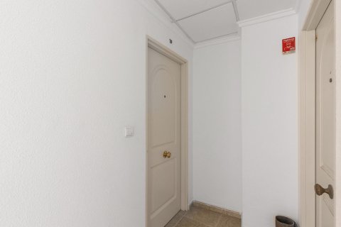 Wohnung zum Verkauf in Torrevieja, Alicante, Spanien 2 Schlafzimmer, Nr. 184401 - Foto 6