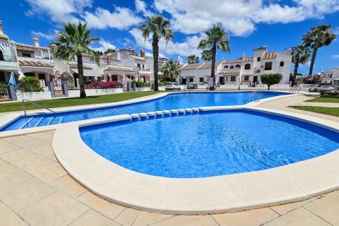 Townhouse in Villamartin, Alicante, Spain 2 bedrooms, 97 sq.m. No. 189969