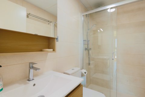 Apartment for sale in La Manga del Mar Menor, Murcia, Spain 3 bedrooms,  No. 189968 - photo 13