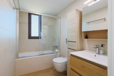 Apartment for sale in La Manga del Mar Menor, Murcia, Spain 3 bedrooms,  No. 189968 - photo 17