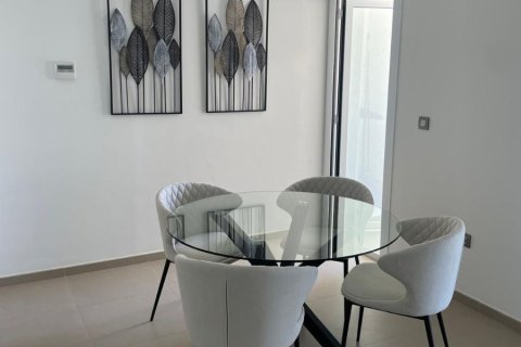 Продажа квартиры в Бенидорм, Аликанте, Испания 1 спальня, 95м2 №155309 - фото 3