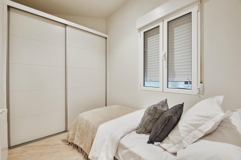Apartament w Madrid, Hiszpania 2 sypialnie, 65 mkw. nr 179749 – zdjęcie 8
