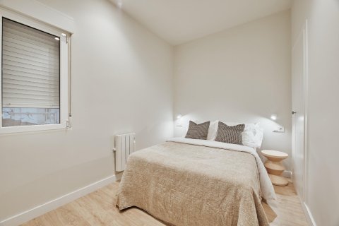 Apartament w Madrid, Hiszpania 2 sypialnie, 65 mkw. nr 179749 – zdjęcie 7