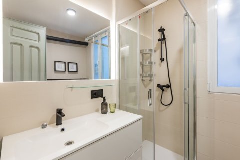 Dzīvoklis pārdošanā Madrid, Spānijā 2 istabas, 50 m2 Nr. 179750 - attēls 12