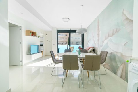 Apartment for sale in Torrevieja, Alicante, Spain 3 bedrooms, 86 sq.m. No. 179752 - photo 6