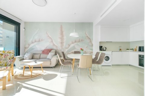 Apartment for sale in Torrevieja, Alicante, Spain 3 bedrooms, 86 sq.m. No. 179752 - photo 2