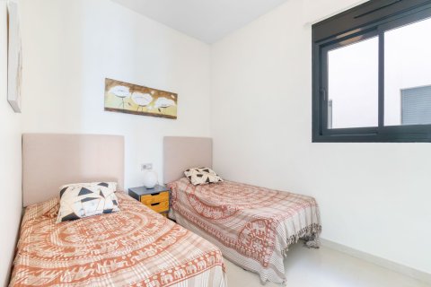 Apartment for sale in Torrevieja, Alicante, Spain 3 bedrooms, 86 sq.m. No. 179752 - photo 13
