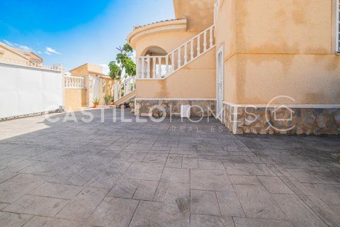 Villa à vendre Ciudad Quesada, Alicante, Espagne, 4 chambres, 97 m2 No. 138727 - photo 15
