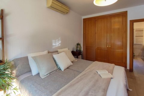 Villa en venta en Alicante, España 4 dormitorios, 264 m2 No. 186937 - foto 24