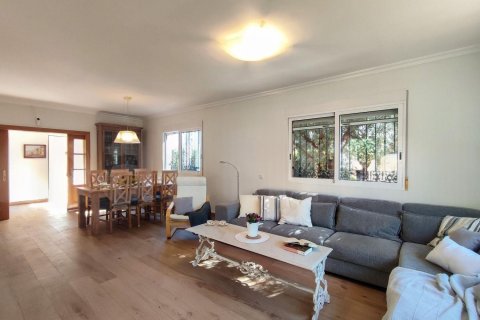 Villa en venta en Alicante, España 4 dormitorios, 264 m2 No. 186937 - foto 2