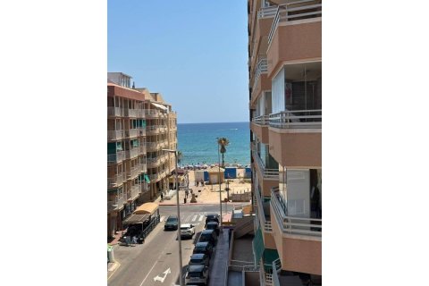 Appartamento a Alicante, Spagna 3 camere da letto, 69 mq. N° 186942