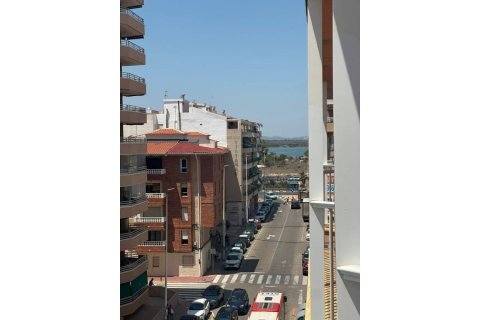 Apartment à vendre à Alicante, Espagne, 3 chambres, 80 m2 No. 186941 - photo 2