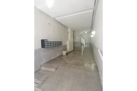 Apartment à vendre à Alicante, Espagne, 3 chambres, 80 m2 No. 186941 - photo 6