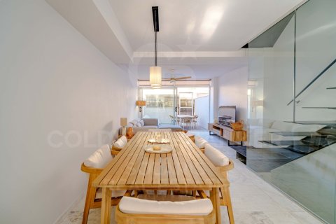 Kaupunkipientalo myytävänä Javea, Alicante, Espanja, 3 makuuhuonetta, 159 m2 No. 157892 - kuva 4