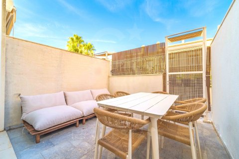 Kaupunkipientalo myytävänä Javea, Alicante, Espanja, 3 makuuhuonetta, 159 m2 No. 157892 - kuva 6