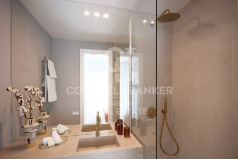 Apartamento en venta en Madrid, España 3 dormitorios, 90 m2 No. 157887 - foto 18