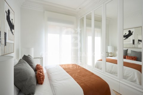 Apartamento en venta en Madrid, España 3 dormitorios, 90 m2 No. 157887 - foto 15