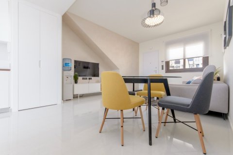 Bungalowi myytävänä Torrevieja, Alicante, Espanja, 3 makuuhuonetta, 70 m2 No. 171102 - kuva 5