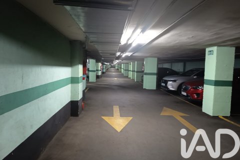 Garage à vendre à Madrid, Espagne, 15 m2 No. 195124 - photo 5