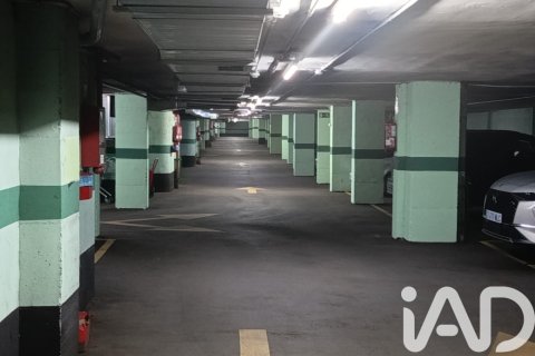Garage à vendre à Madrid, Espagne, 15 m2 No. 195124 - photo 6