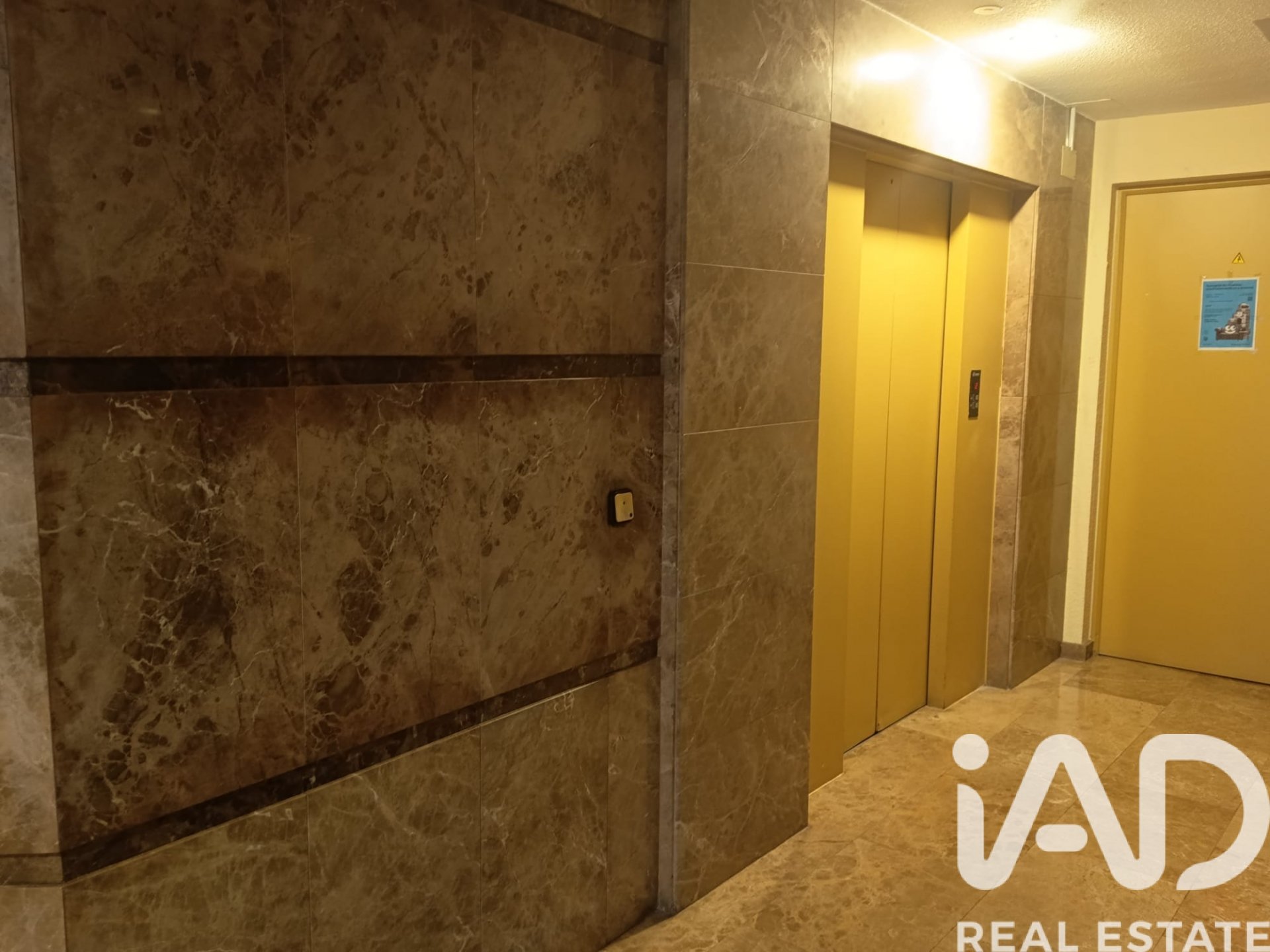 Garage in Madrid, Spanien 15 m2 Nr. 195124