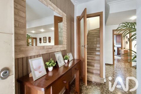 Townhouse à vendre à Sagunto, Valencia, Espagne, 5 chambres, 161 m2 No. 195119 - photo 3