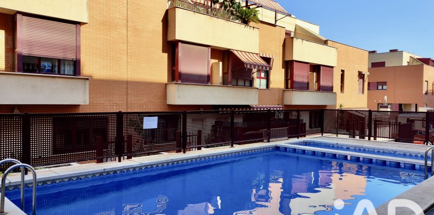 Townhouse à Sagunto, Valencia, Espagne 5 chambres, 161 m2 No. 195119