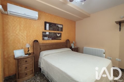 Townhouse à vendre à Sagunto, Valencia, Espagne, 5 chambres, 161 m2 No. 195119 - photo 12
