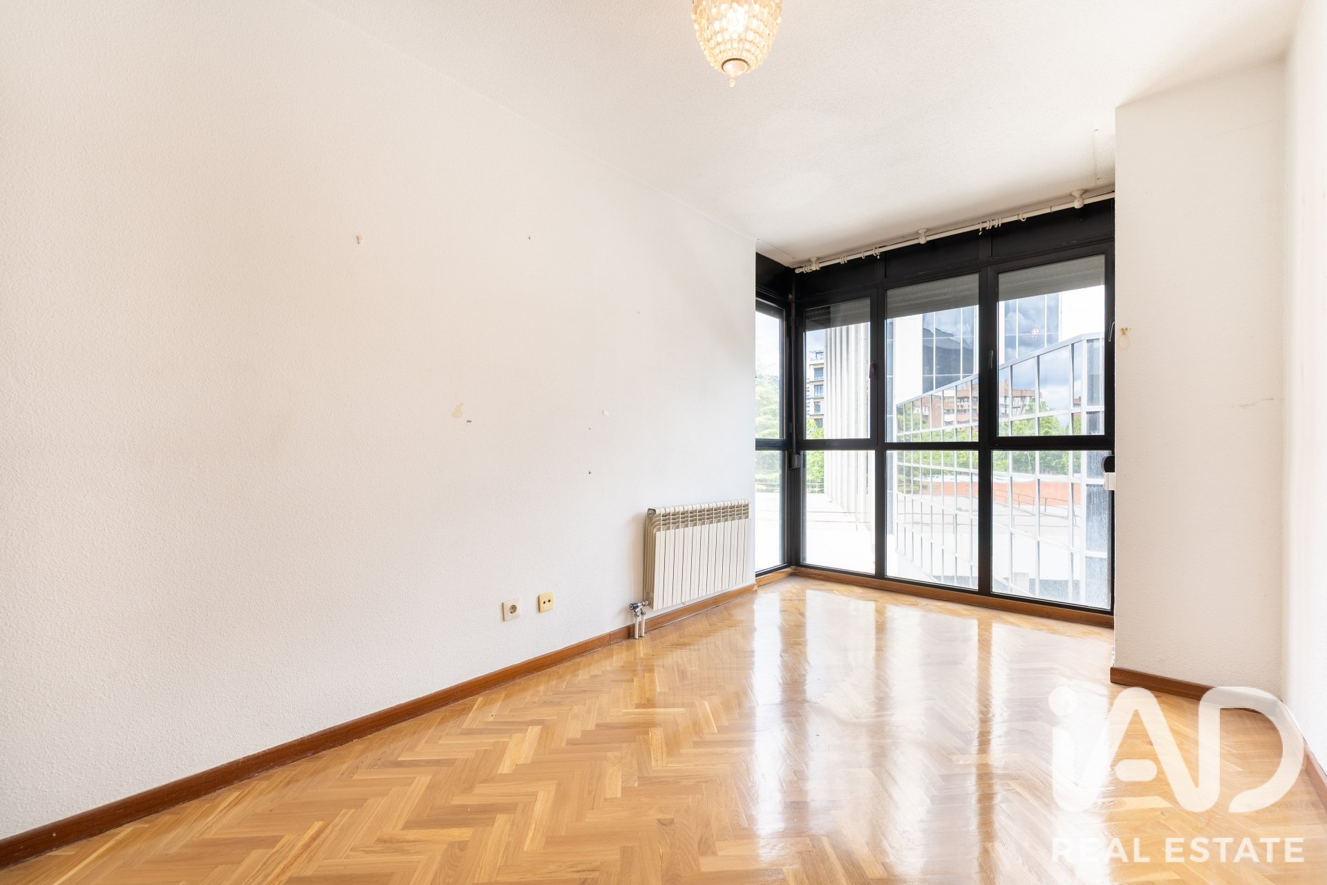 Apartament w Madrid, Hiszpania 3 sypialnie, 148 mkw. nr 195120