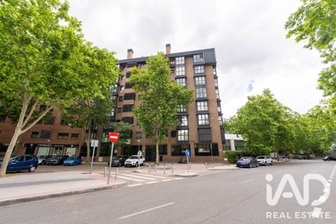 Продажа квартиры в Мадрид, Испания 3 спальни, 148м2 №195120 - фото 5