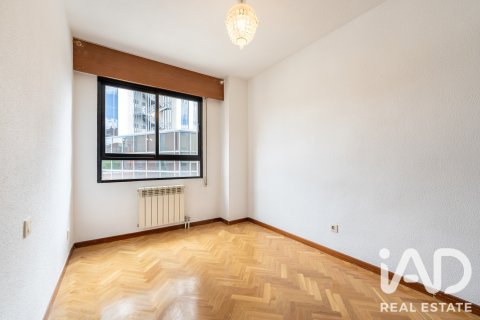 Продажа квартиры в Мадрид, Испания 3 спальни, 148м2 №195120 - фото 30