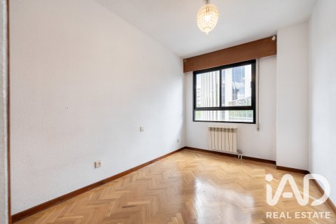 Продажа квартиры в Мадрид, Испания 3 спальни, 148м2 №195120 - фото 27