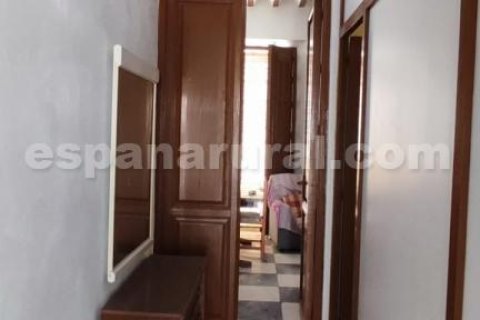 House for sale in Macael, Almeria, Spain 5 bedrooms, 320 sq.m. No. 184061 - photo 3