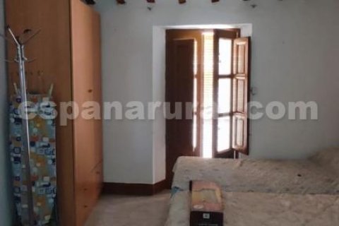 House for sale in Macael, Almeria, Spain 5 bedrooms, 320 sq.m. No. 184061 - photo 9