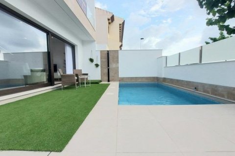 Villa for sale San Pedro del Pinatar, Murcia, Spain 3 bedrooms, 130 sq.m. No. 116884 - photo 2