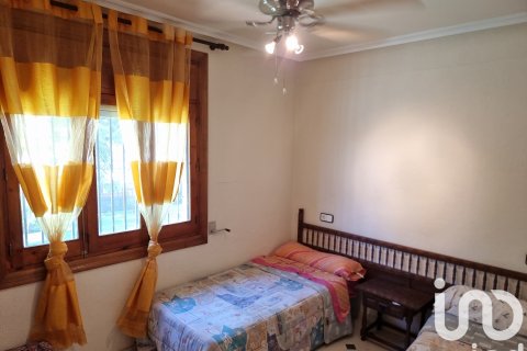 Hus till salu i Sax, Alicante, Spanien 4 sovrum, 291 kvm. Nr. 153038 - foto 20