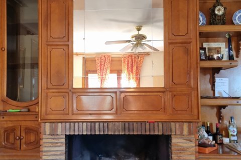 Hus till salu i Sax, Alicante, Spanien 4 sovrum, 291 kvm. Nr. 153038 - foto 16